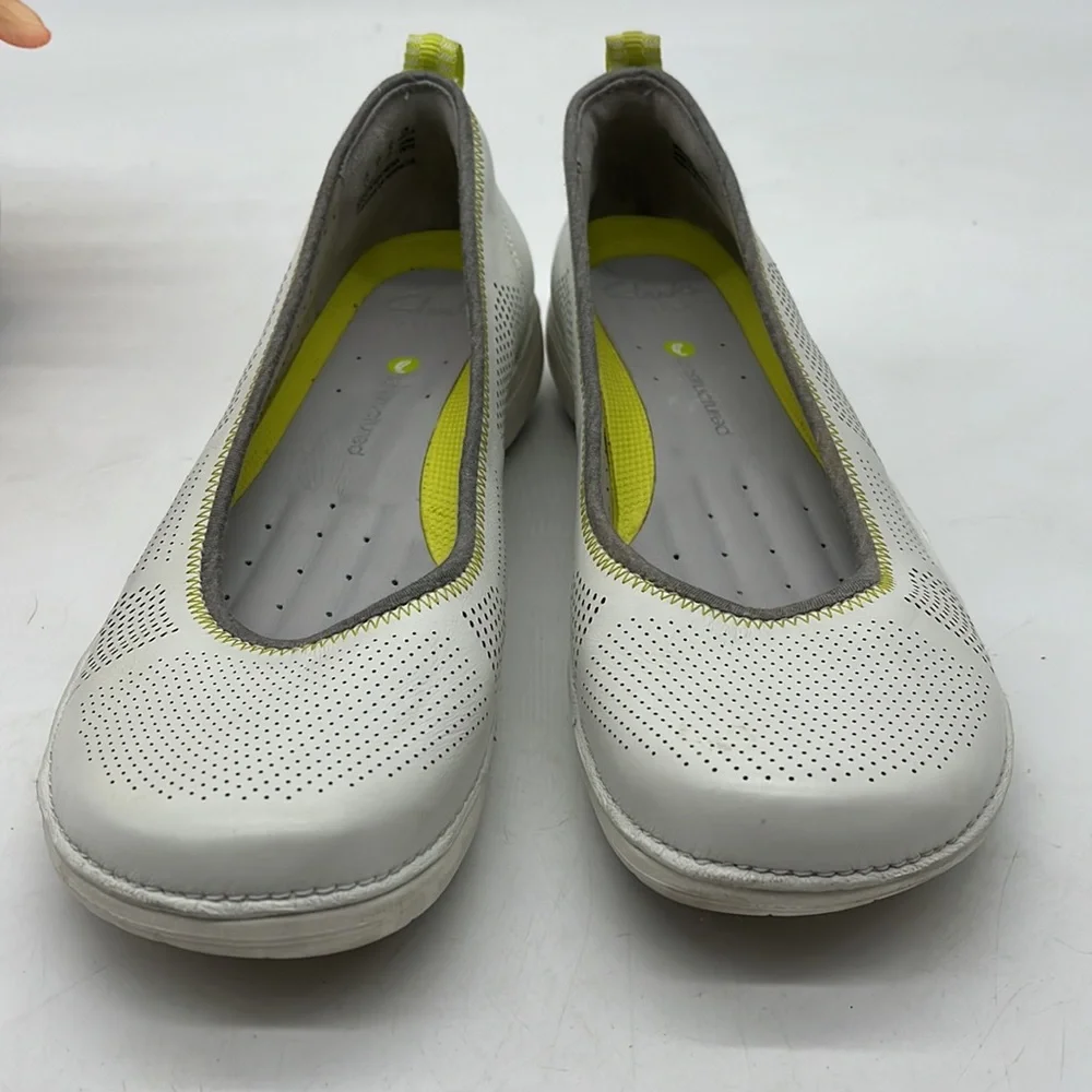 Clarks Artisan Unstructured White Ballet Flats Sz 8. BFL2705 - Picture 2 of 8
